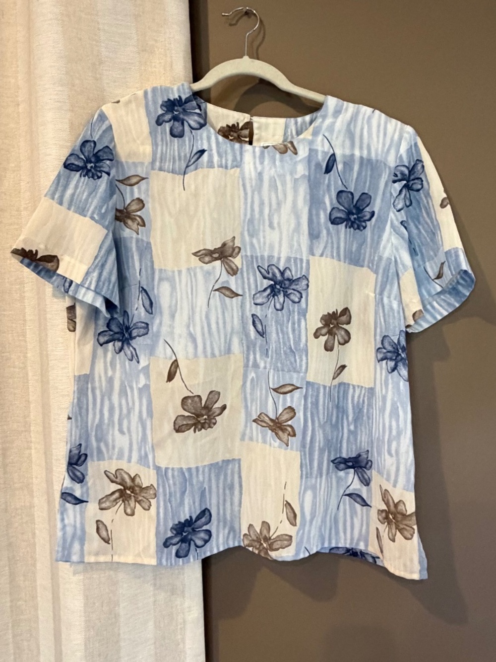 Vintage K.C. studio floral Patchwork Blue & Tan Short Sleeve Blouse, Size Large